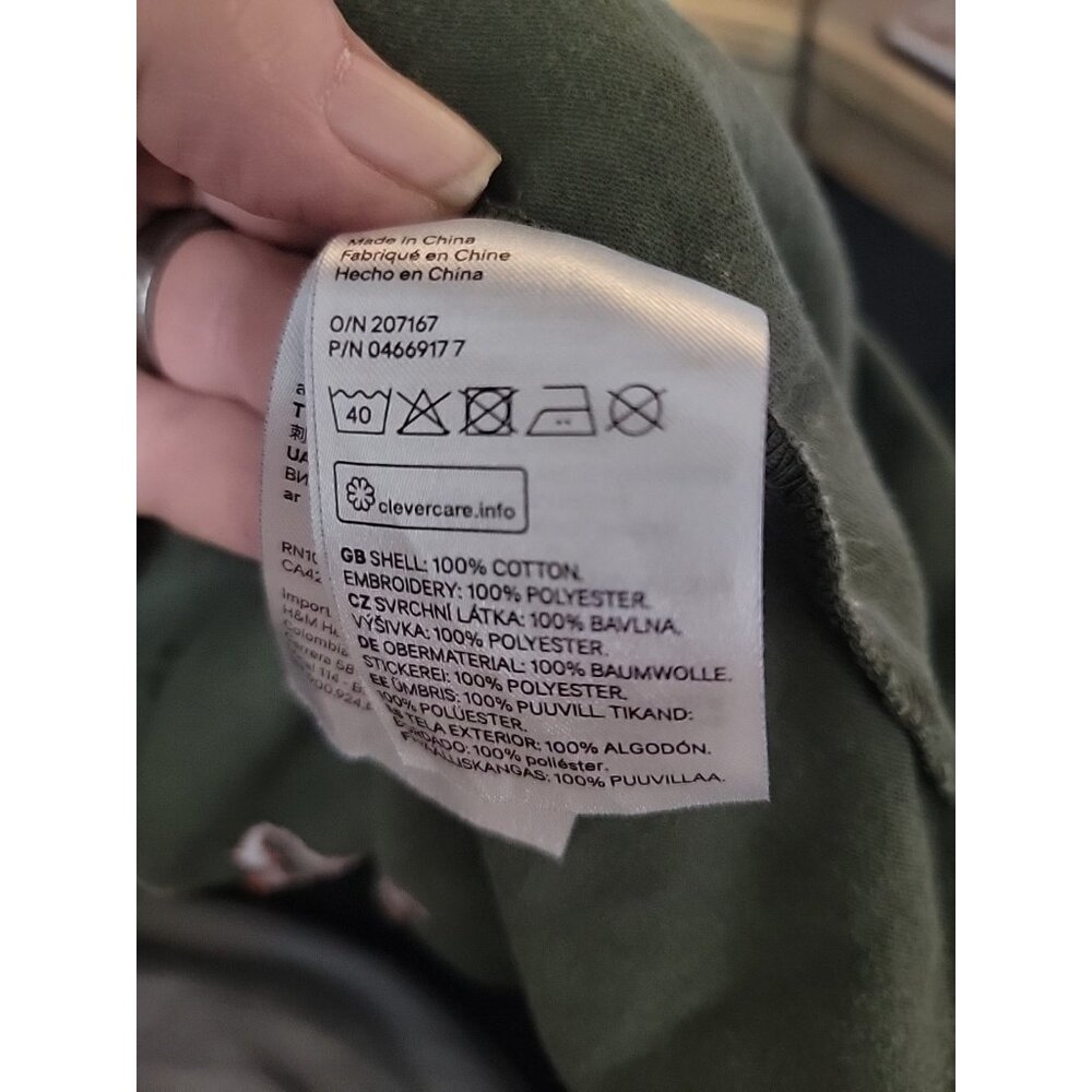 H&M NYC Divided Green Camo Jacket Orange Lettering New York Theme Sz M - Picture 9 of 9